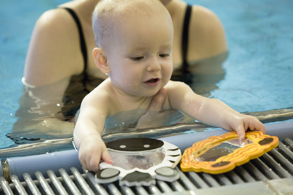 Best Age To Start Swimming Lessons North East, babies